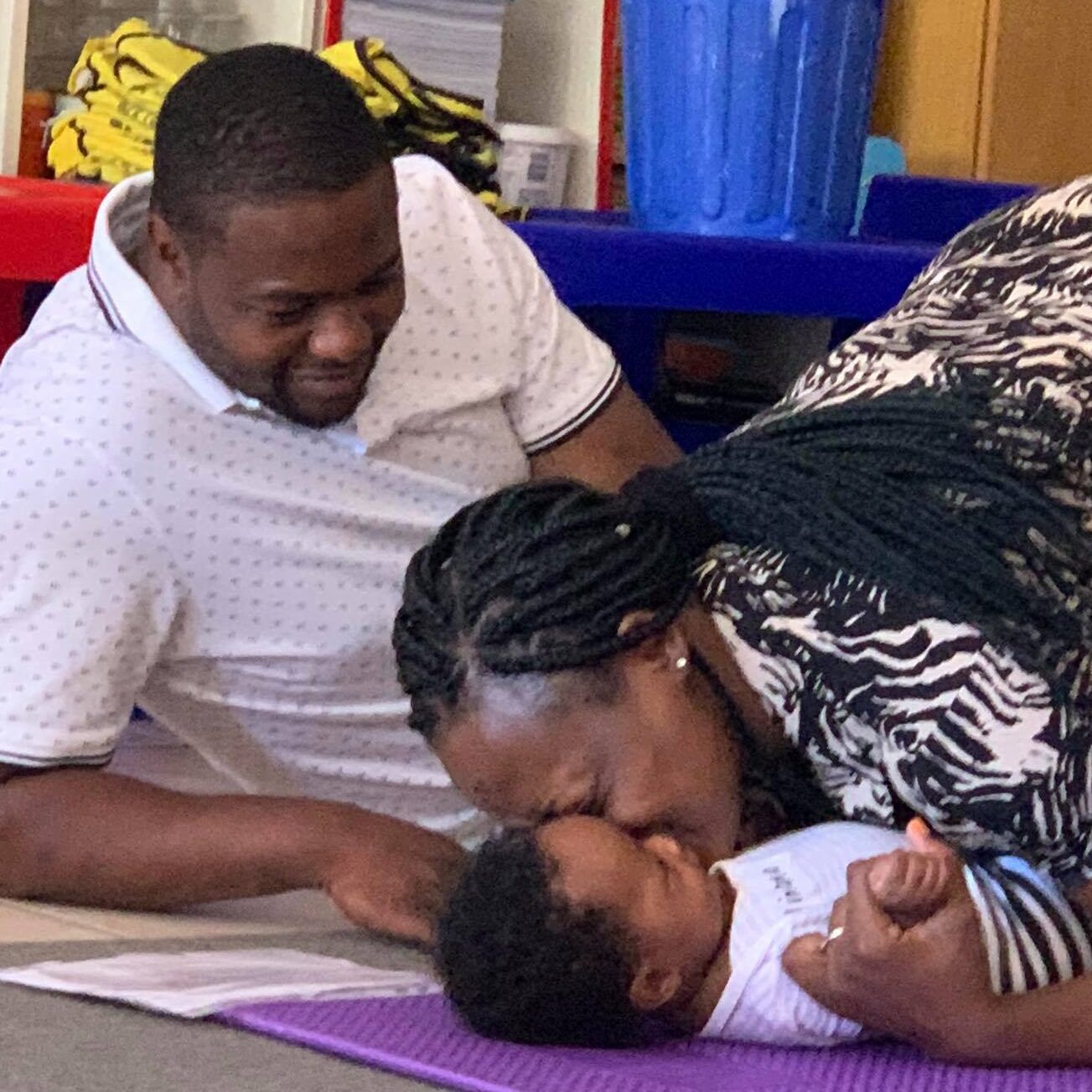 emotional develoment in baby college baby classes for infants and newborns
