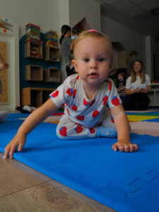 C9240950_01 the importance of crawling for toddlers