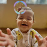 blink reflex in baby class with bubbles